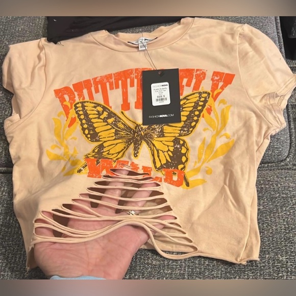 NWT Two Fashion Nova Black and Cream Crop Tops - Picture 5 of 6